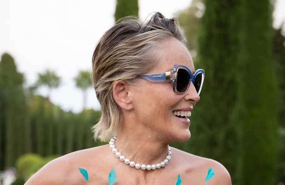 freche frisuren ab 60 mit brille